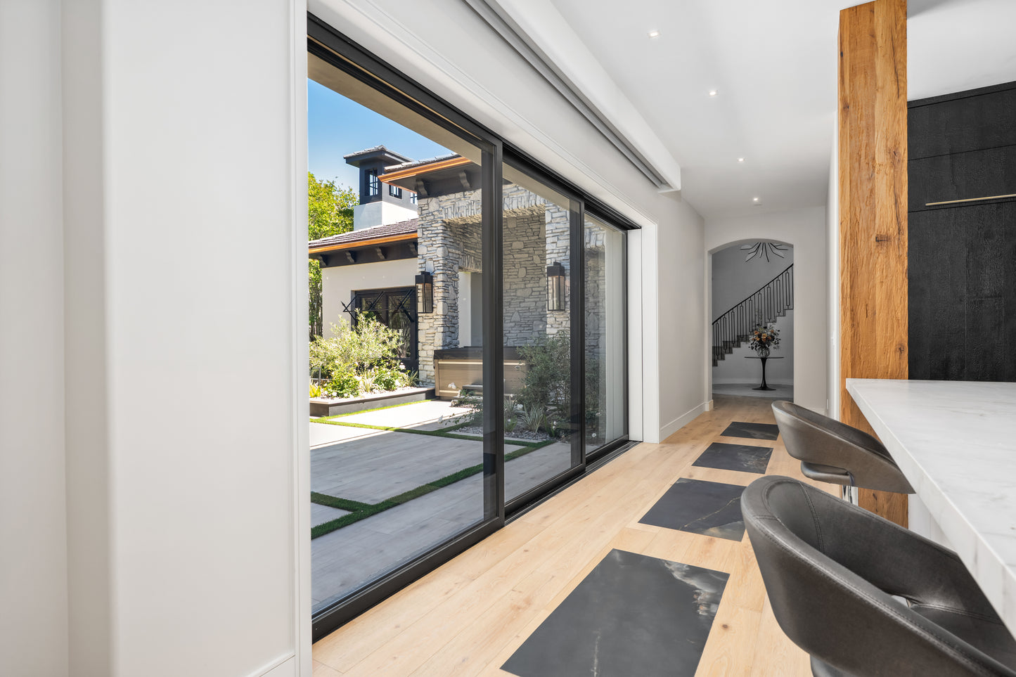 Standard Sliding Door